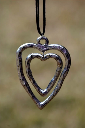 DOUBLE HEART-SHAPED BROWN LEATHER LONG NECKLACE