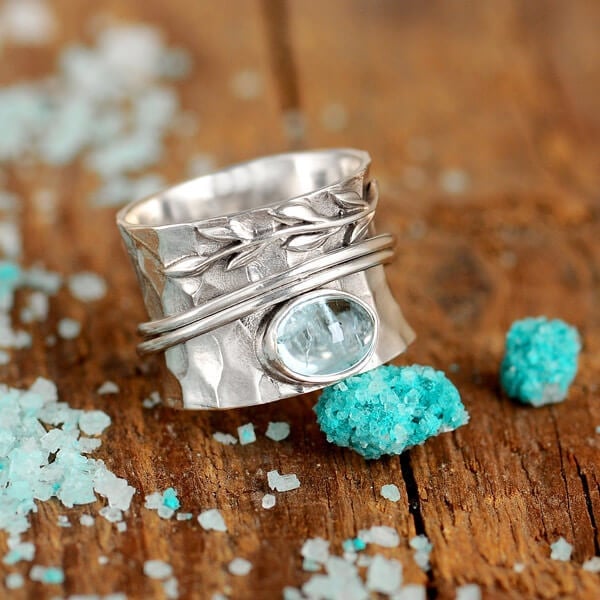 🎁🍃Aquamarine Leaf Spinner ring🎁 - ''Grow through what you go through''💖